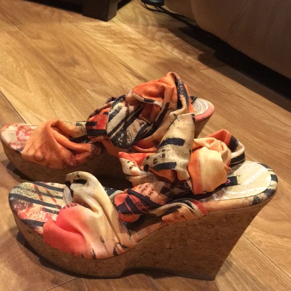 Wedge sandals - Picture 3 of 7